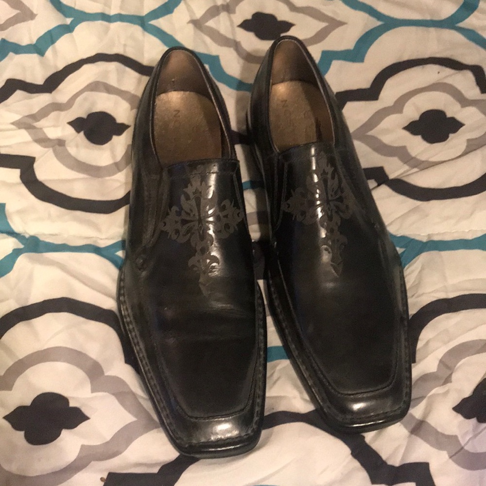 Black distressed leather